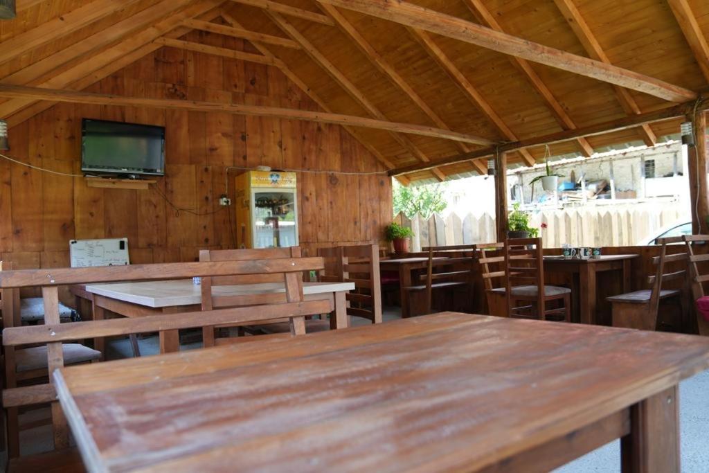Guesthouse Skender Selimaj Valbona Esterno foto