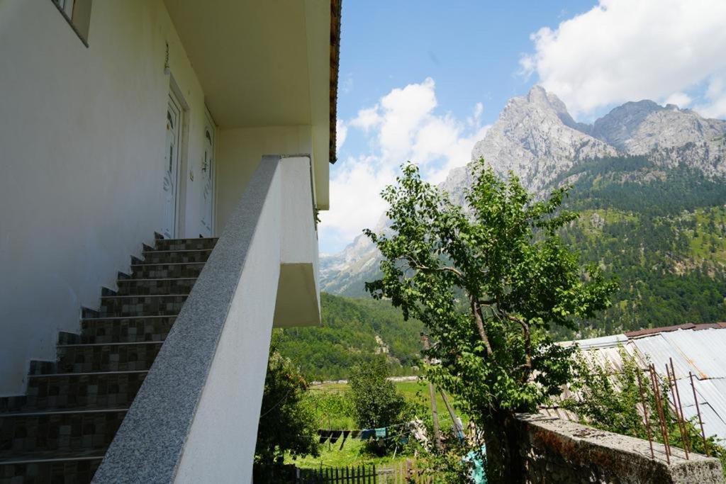 Guesthouse Skender Selimaj Valbona Esterno foto