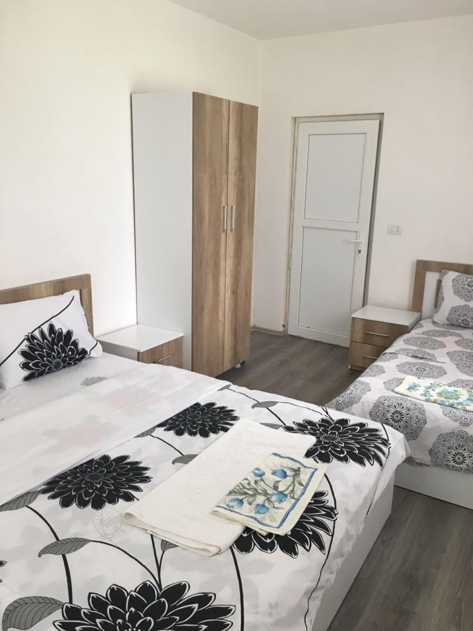 Guesthouse Skender Selimaj Valbona Esterno foto