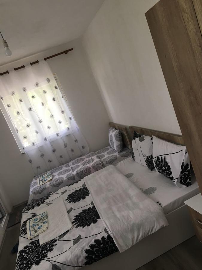 Guesthouse Skender Selimaj Valbona Esterno foto